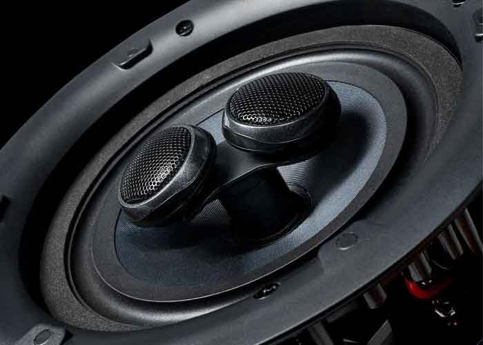 Uma alto falante de para ambientes residenciais.